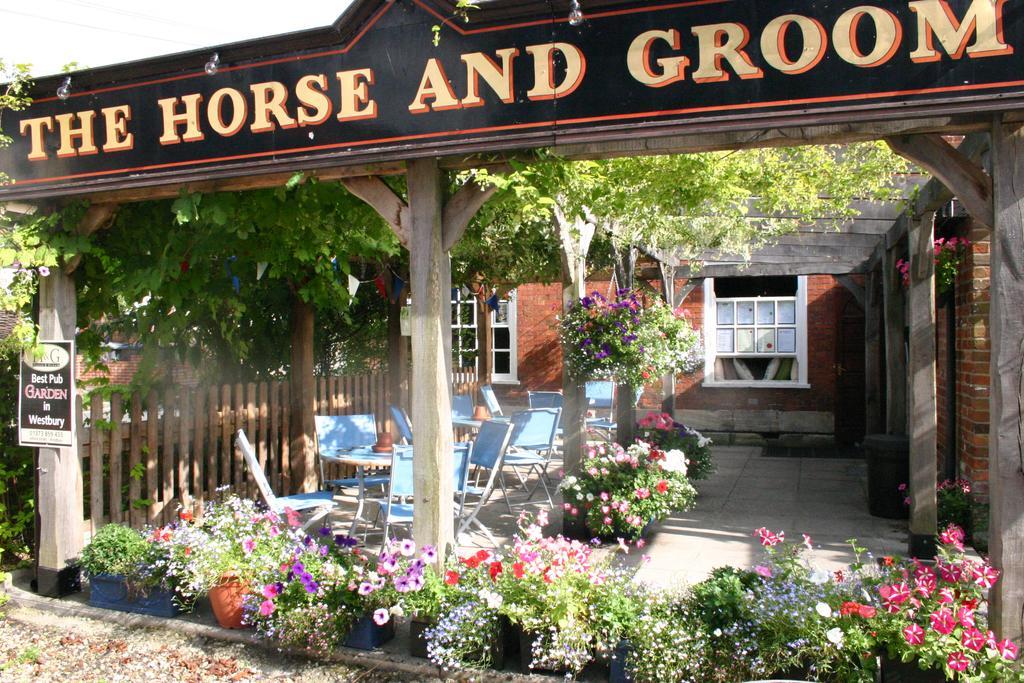 Horse & Groom B&B Westbury  Ngoại thất bức ảnh