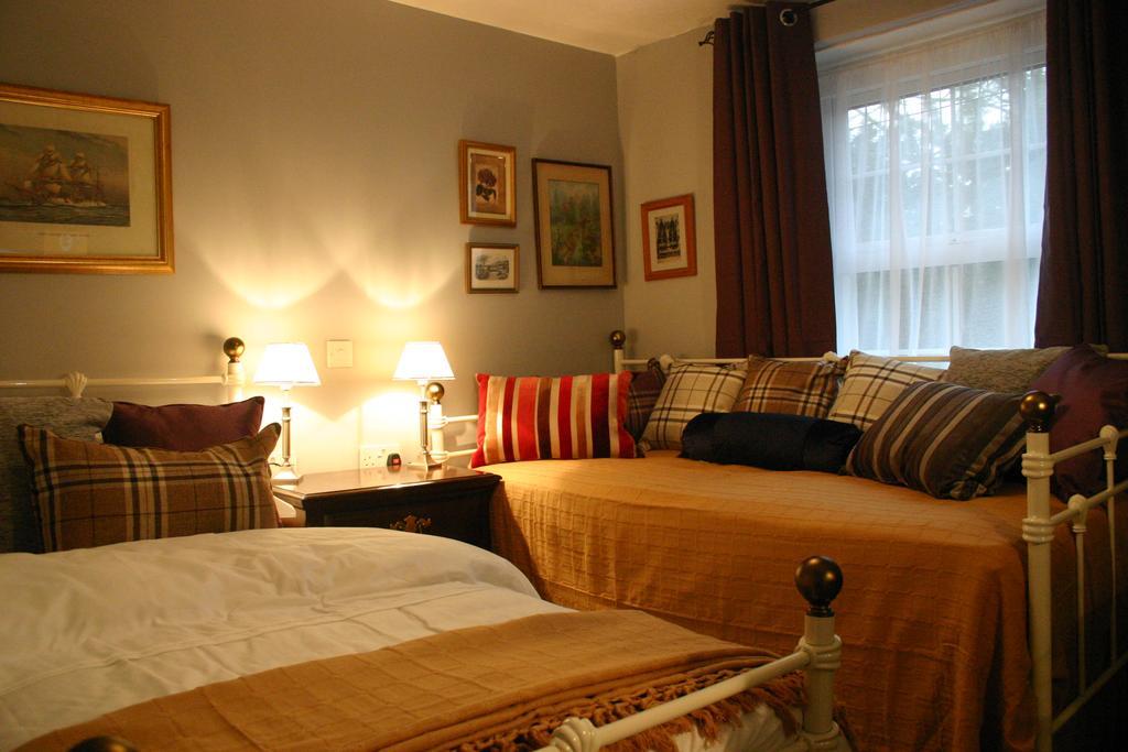 Horse & Groom B&B Westbury  Ngoại thất bức ảnh