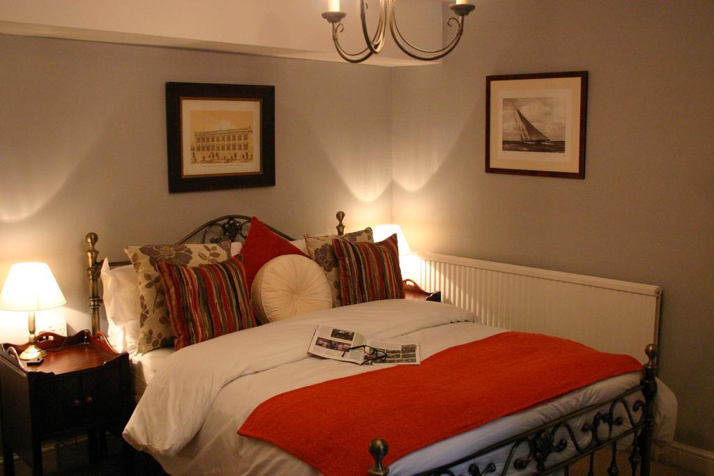 Horse & Groom B&B Westbury  Ngoại thất bức ảnh