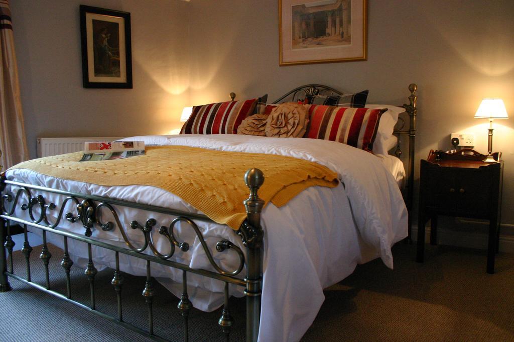 Horse & Groom B&B Westbury  Ngoại thất bức ảnh